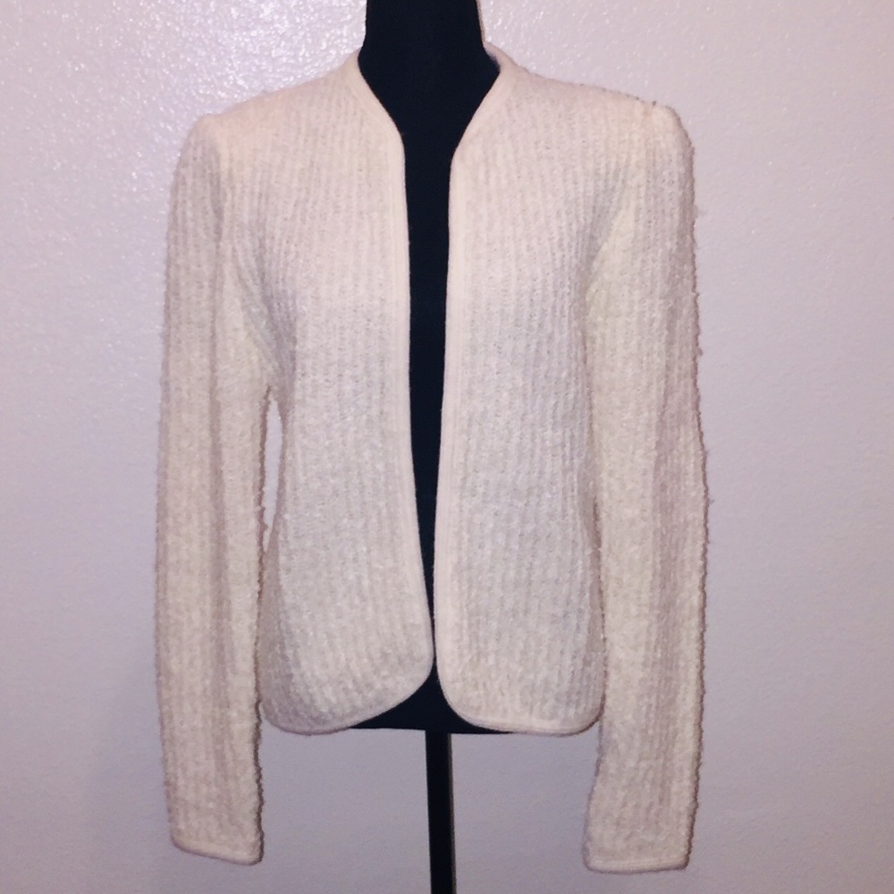 Cream/ivory medium weight knit open cardigan